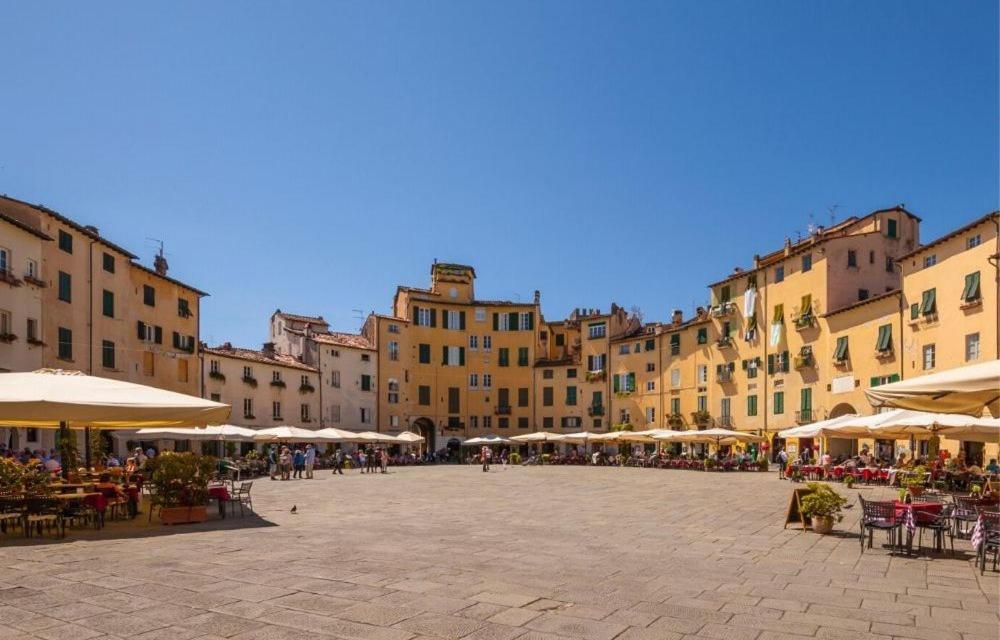 Hotel Crystal Marina di Pietrasanta Exterior photo